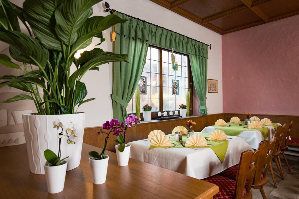 Gasthof Zum Lamm Hotel Garmisch-Partenkirchen Exterior photo